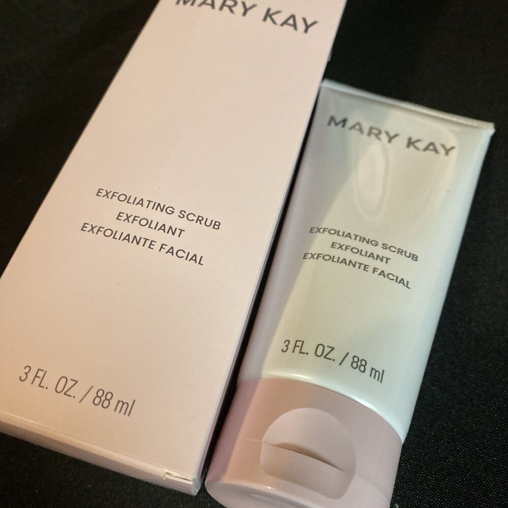 New Mary Kay Exfoliating Scrub 3 oz 88 ml All Skin Types Facial Exfoliant